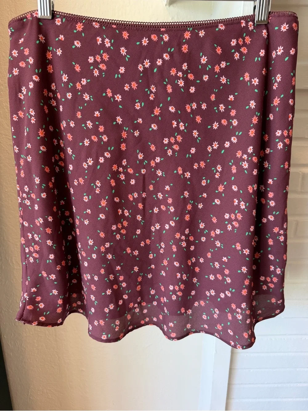 Wild Fable Burgundy Floral Double-Lined Mini Skirt Women’s Size Large - Picture 4 of 10
